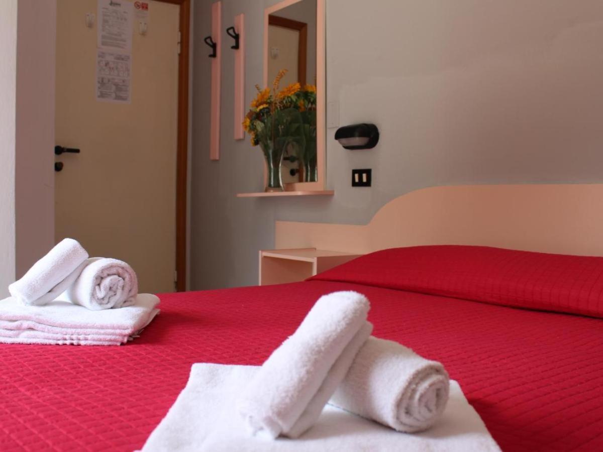 Hotel Laura 리미니 외부 사진
